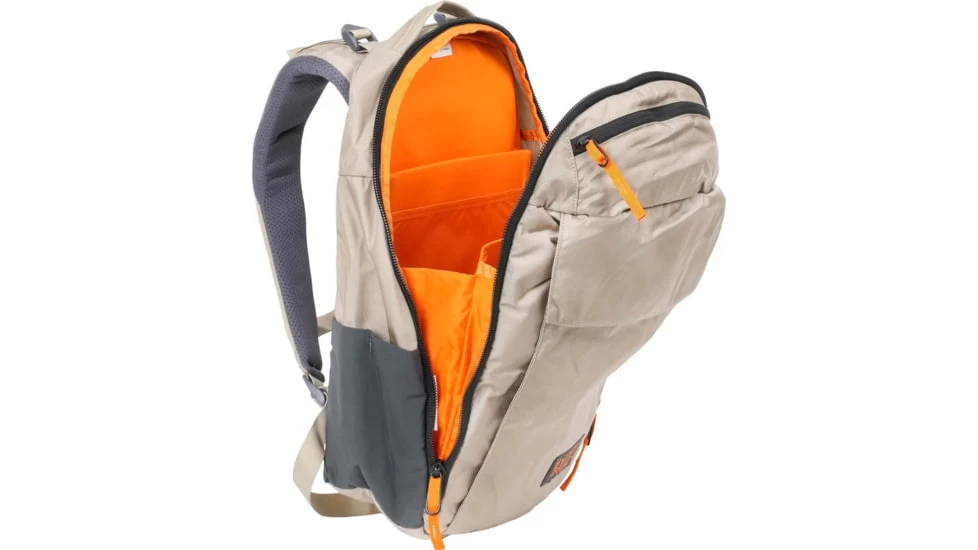 Mystery Ranch District 18 Pack 16 Mystery Ranch District 18 Pack - Image 16